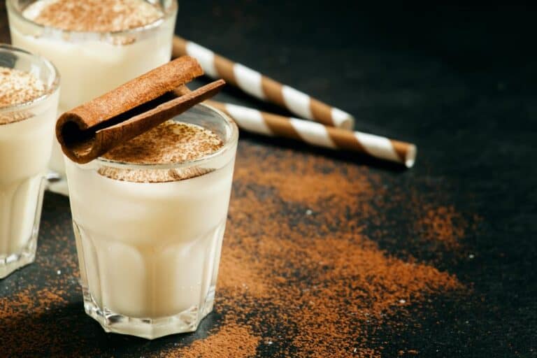 What Does Eggnog Taste Like? [Definitive Guide] Medmunch