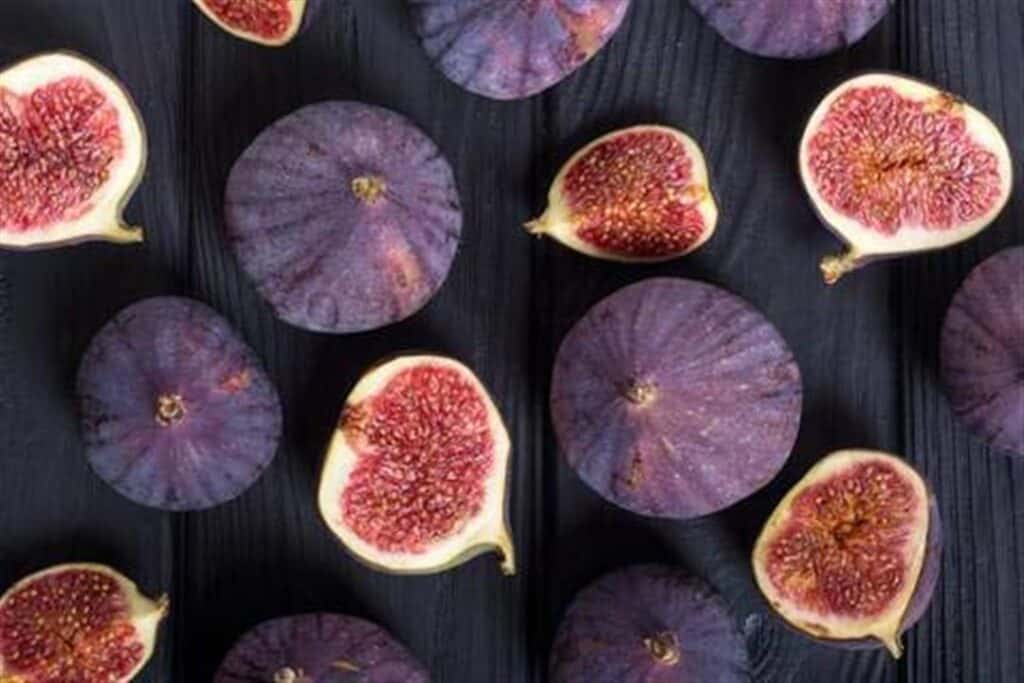 What Do Figs Taste Like? [Definitive Guide] Medmunch
